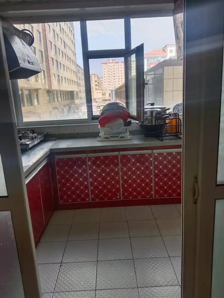 ¥������